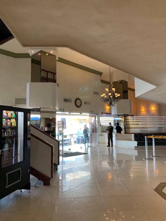 Fastos Hotel Monterrey Exterior foto
